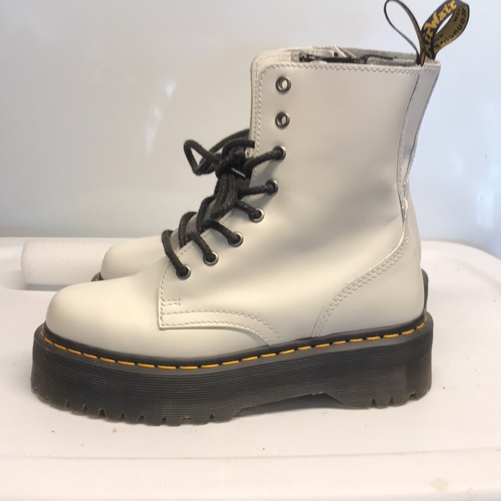Dr Martens Jadon Smooth Leather Platform Boots